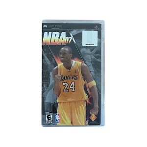 NBA 07 Sony PSP 2006 Kobe Bryant Basketball Video Game CIB With Original Manuals
